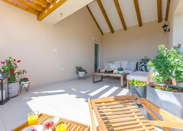 בית נופש Sunset Horizon קראפן